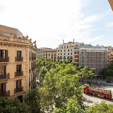 Beautiful Apartment With Terrace In Barcelona-2